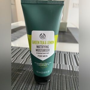 The Body Shop men’s moisturiser.